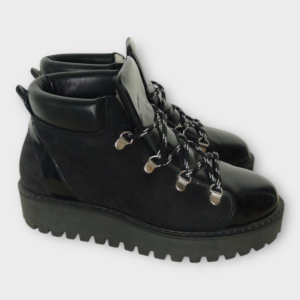 Black Alma Hiking Style Boots