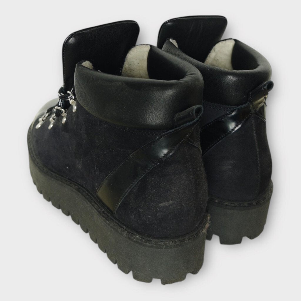 Black Alma Hiking Style Boots