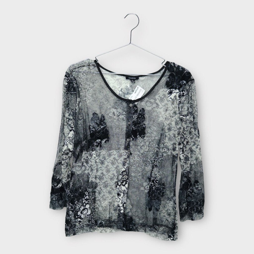 Black + White Abstract Print Mesh Top