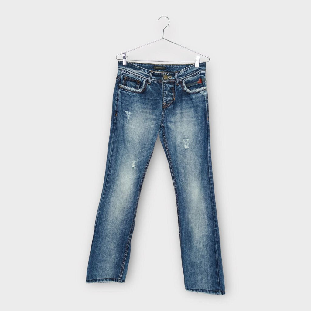 DSquared2 Blue Wash Distressed Low Cut Jean