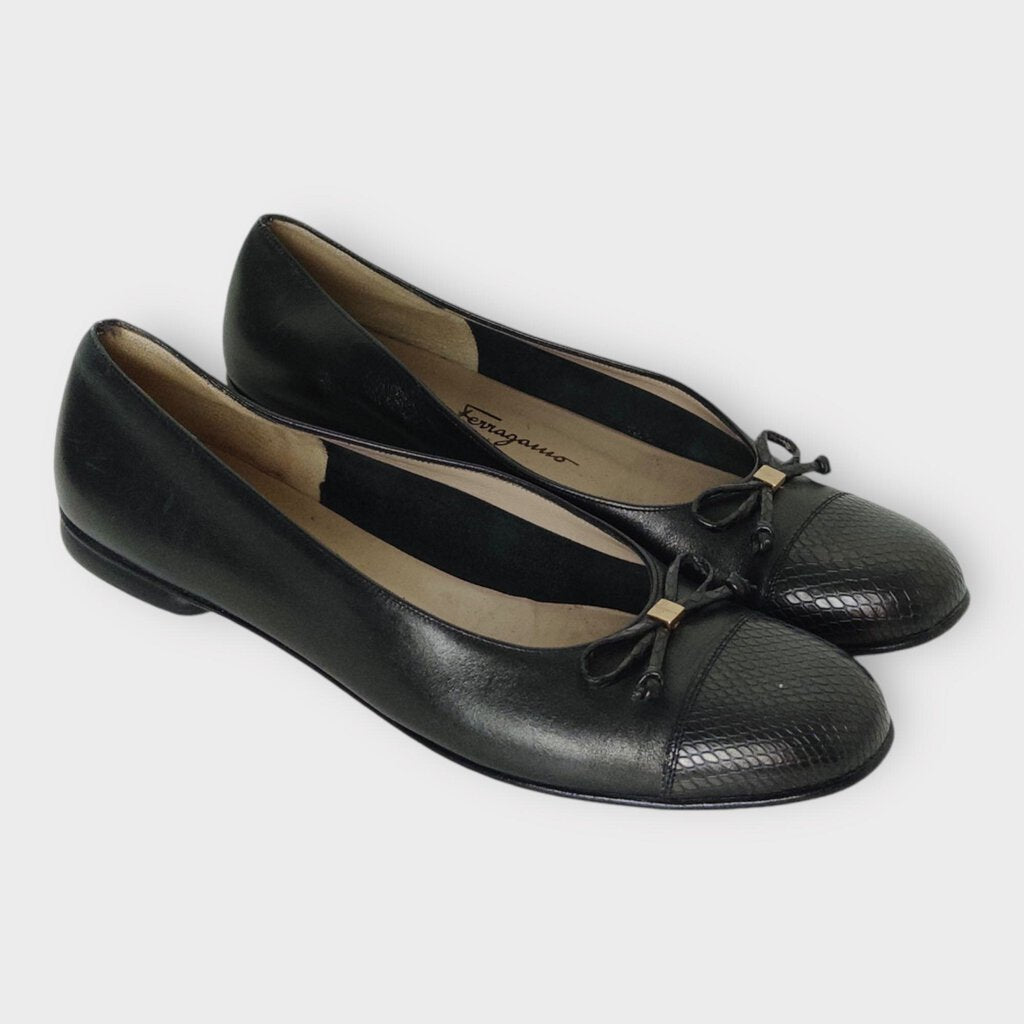 Salvatore Ferragamo Black Leather Bow Ballet Flats