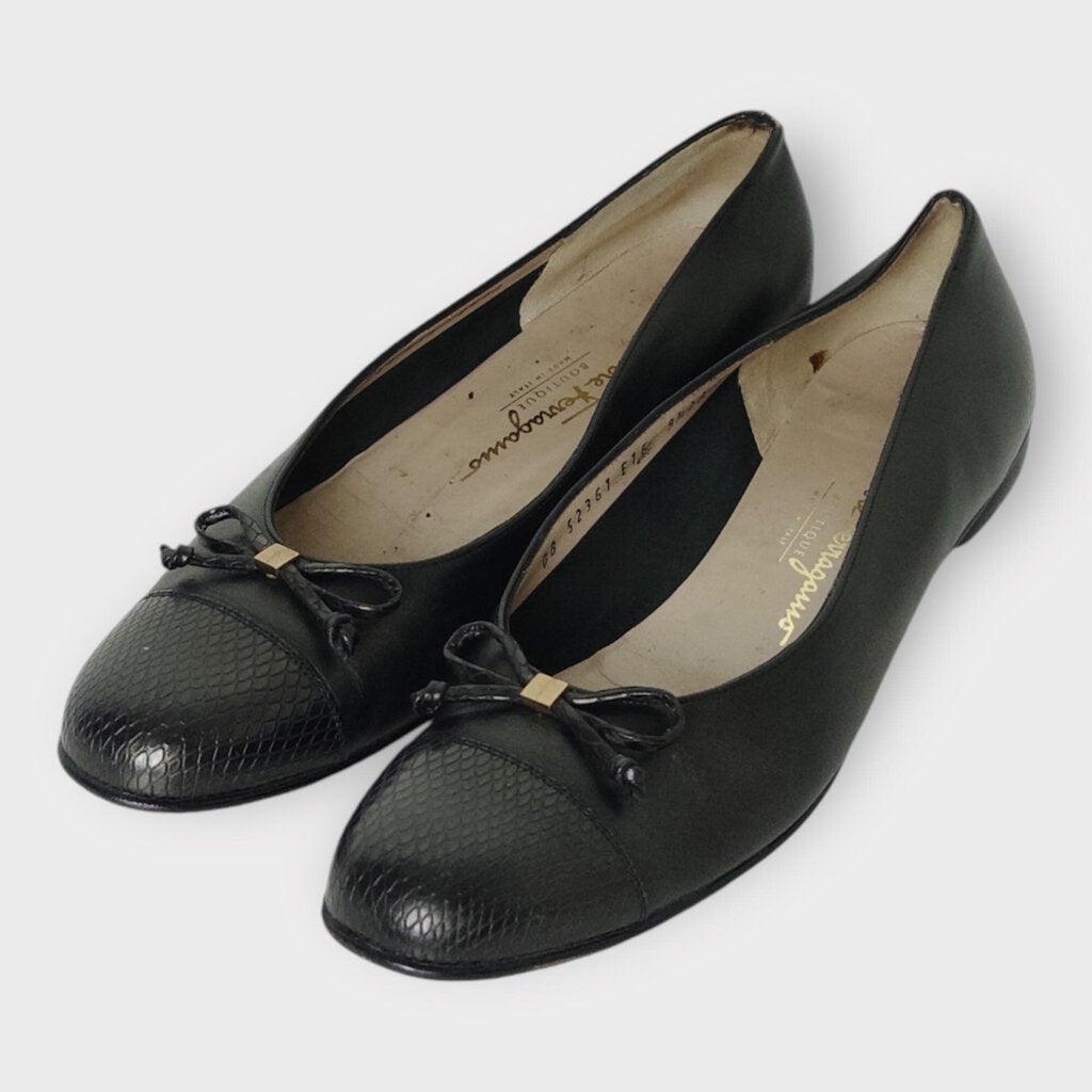 Salvatore Ferragamo Black Leather Bow Ballet Flats