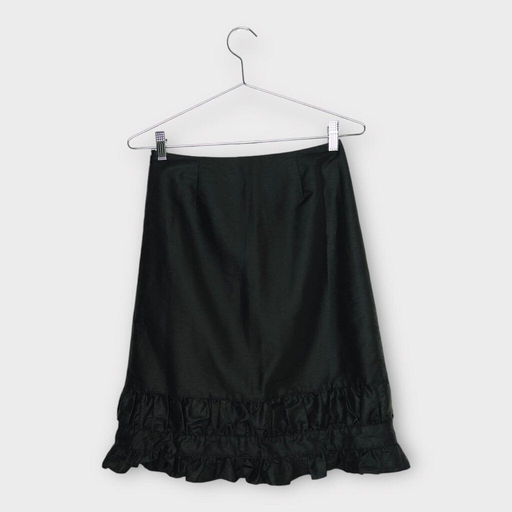 Modele De Prudence Black Crepe Ruffle Knee Length Skirt