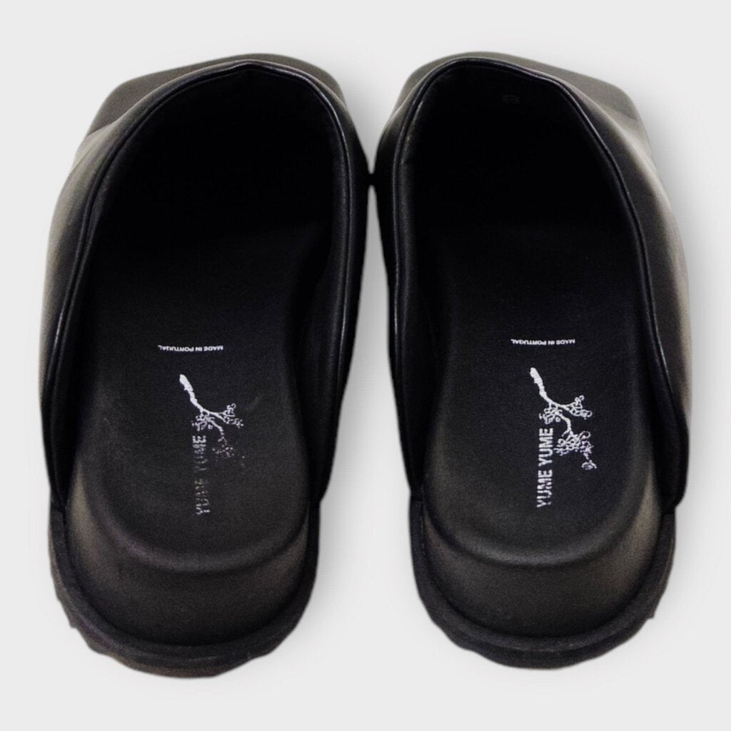 Yume Yume Black Leather Chunky Slip-On Slides