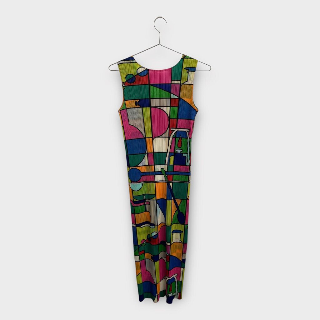 Rainbow Pattern Pleat Dress