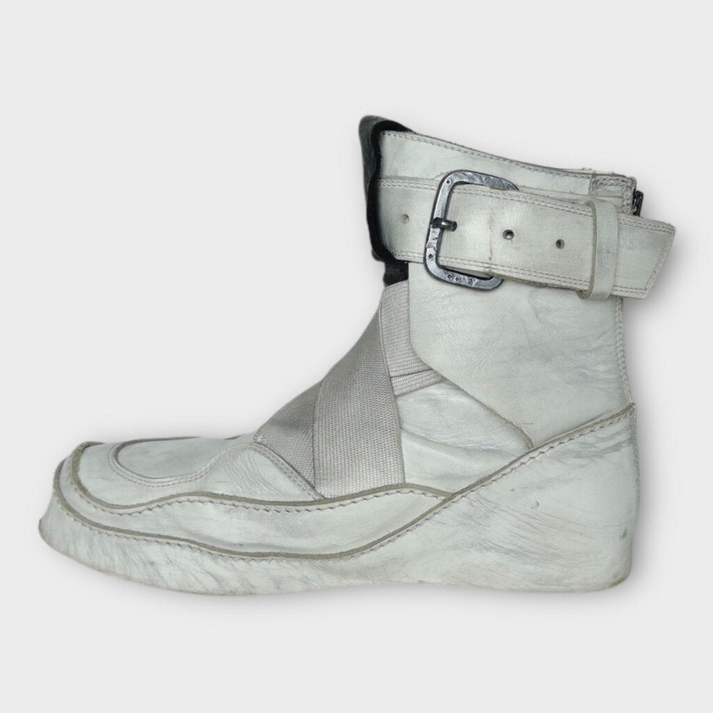 Julius White Distressed Leather Buckle Boot