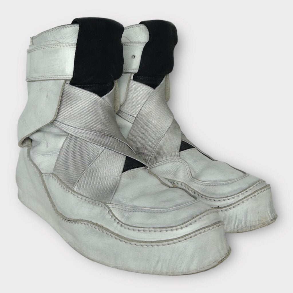 Julius White Distressed Leather Buckle Boot